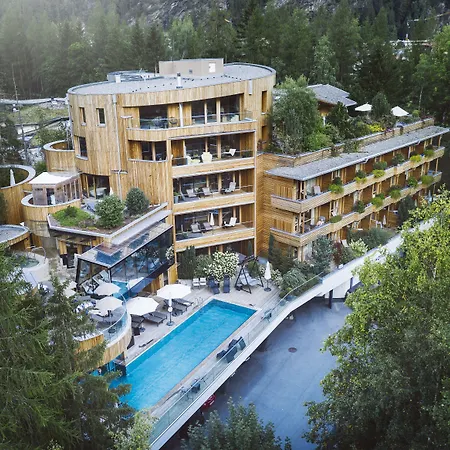 Naturhotel Waldklause 5* Längenfeld
