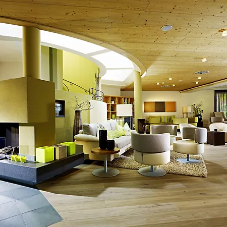 Naturhotel Waldklause 5* Langenfeld