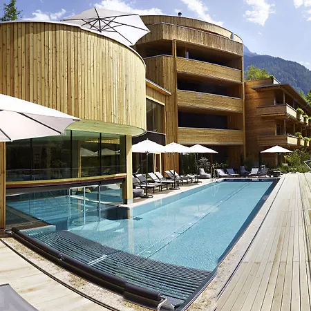 호텔 Naturhotel Waldklause 5*